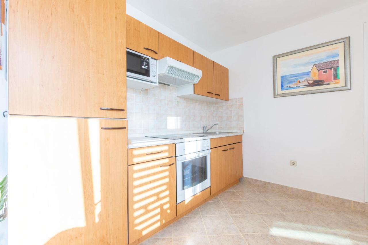 Villa Spark With Heated Pool In Rogoznica Zečevo Esterno foto
